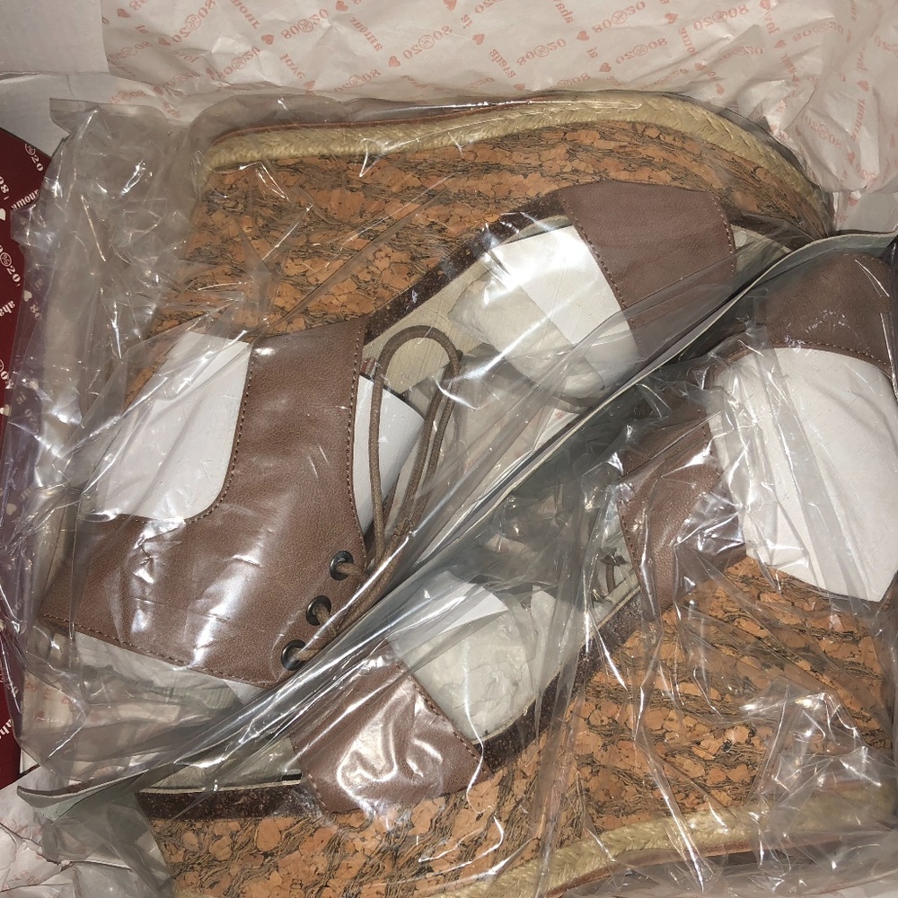 NWT 80%20 Platform Boho brown Leather lace wedge espadrille 8